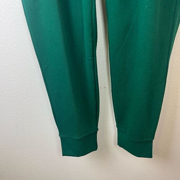 adidas Originals Plus essentials trefoil joggers in dark green Size 3X - Picture 6 of 10